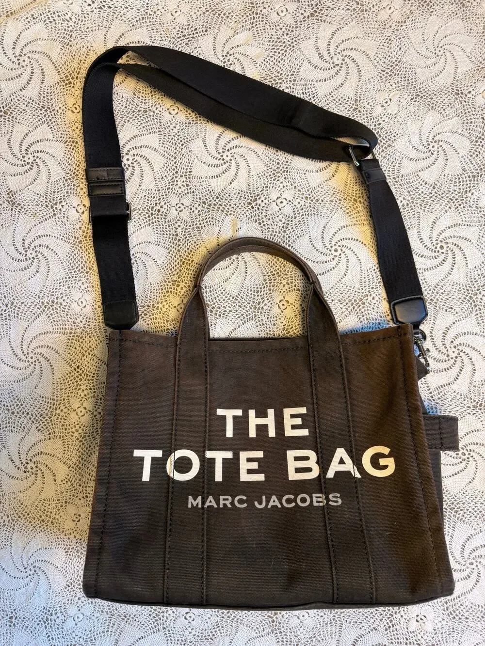 Marc Jacobs The Canvas Medium Tote Bag - Picture 1 of 3